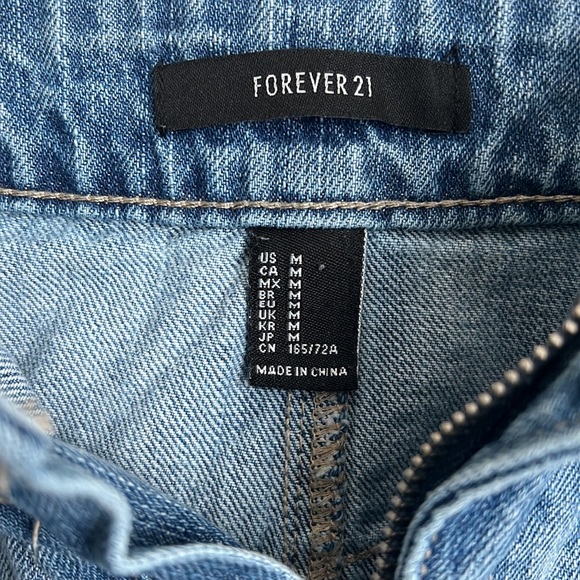 Forever, 21 denim mini skirt - Picture 2 of 6